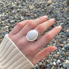 opaque agate sterling silver ring pictured above rocks