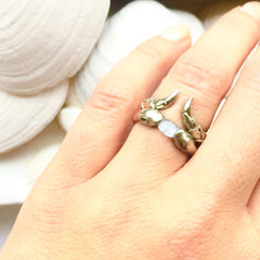 Double Snakes Tail Ring